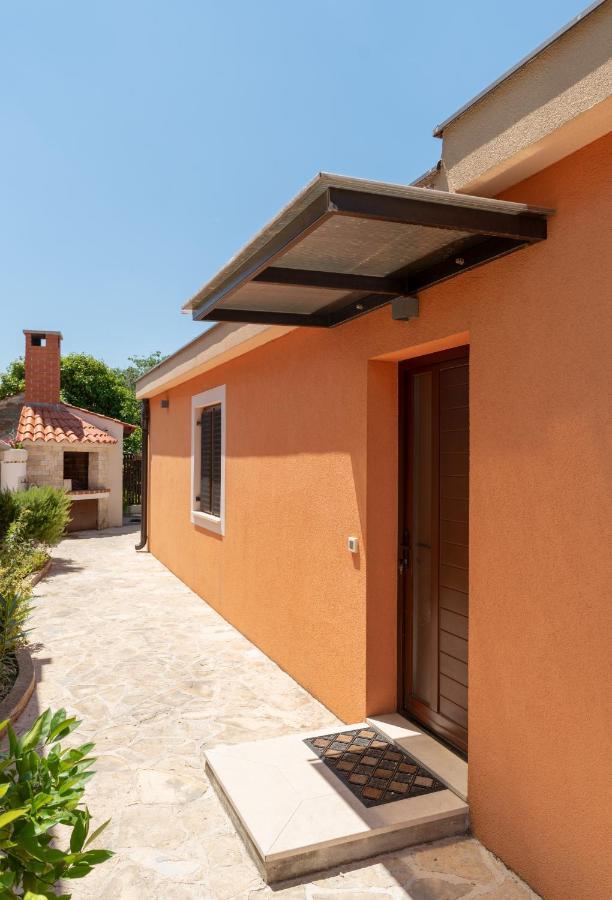 Villa Arancia Кожино Экстерьер фото